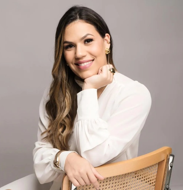  Heloísa Andrade 
